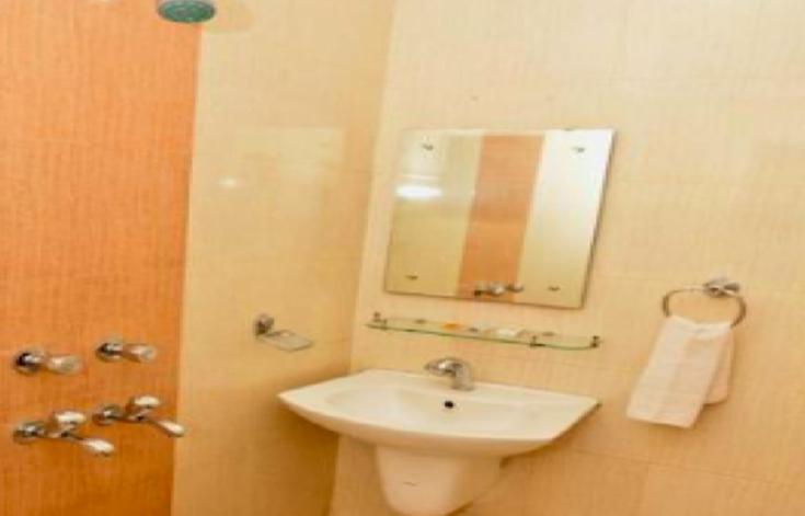 Nirupama Hotels Dhenkanal Eksteriør bilde