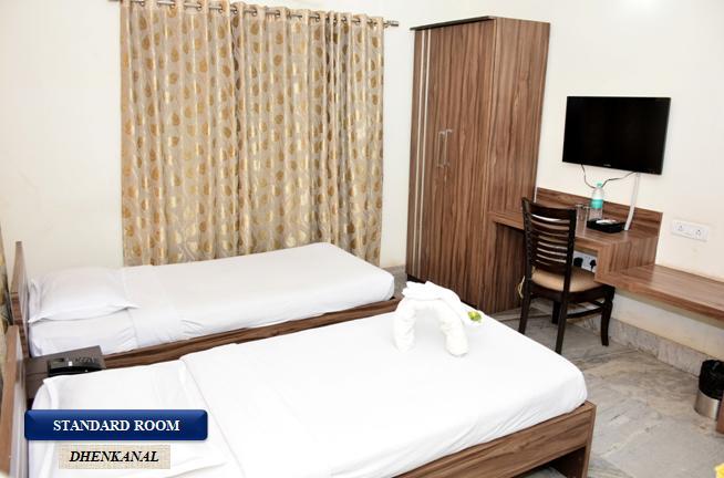 Nirupama Hotels Dhenkanal Eksteriør bilde